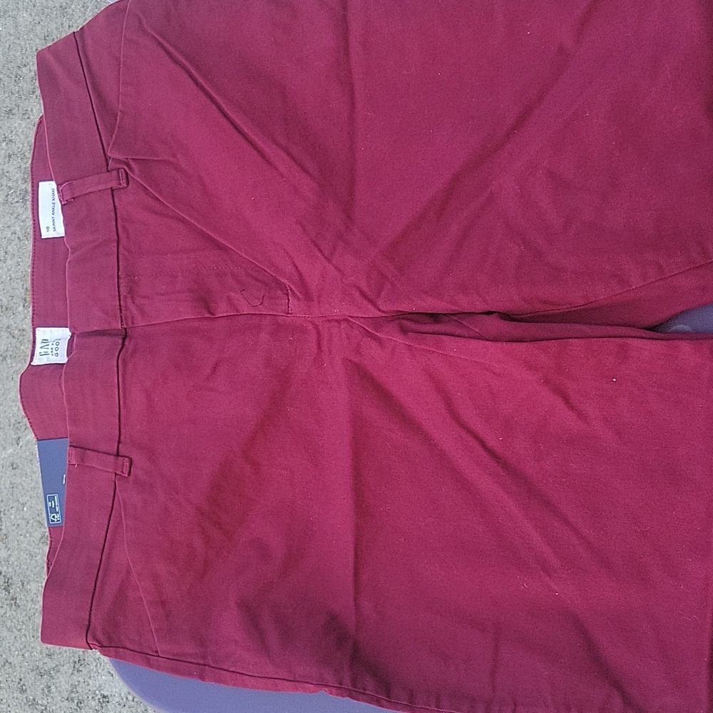 Gap Burgundy Khaki Pants